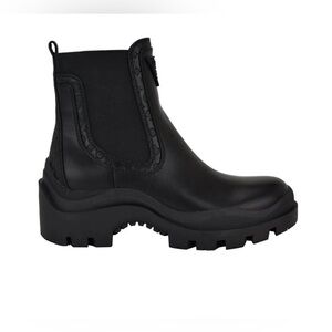 Guess Yesses Signature Chelsea Booties